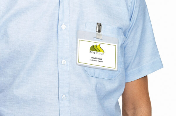 Inserts for Name Badges A4, 90 x 60mm, White, made of Cardboard, Non-Adhesive - Image 3