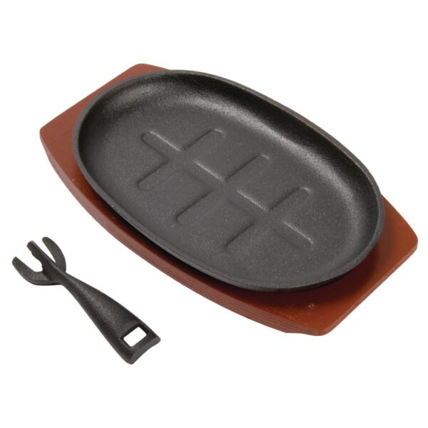 Vogue Cast Iron Oval Sizzler - 28x19cm with Wooden Stand - Image 2