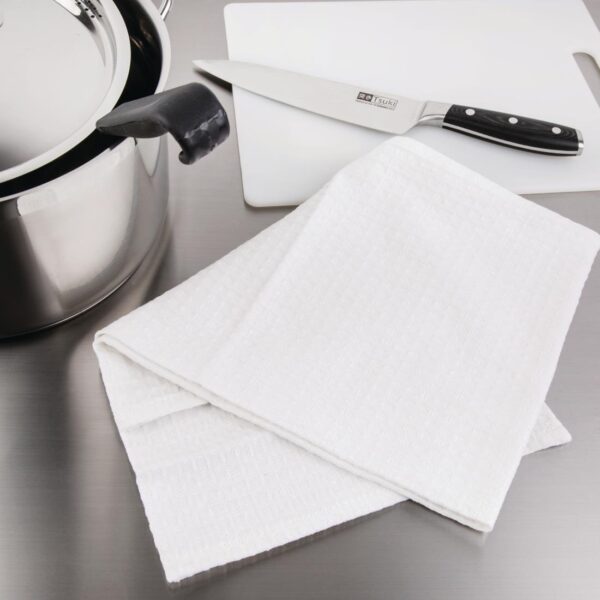 Vogue Cloths White Honeycomb Weave - 762x508 mm (Pack 10) - Image 5