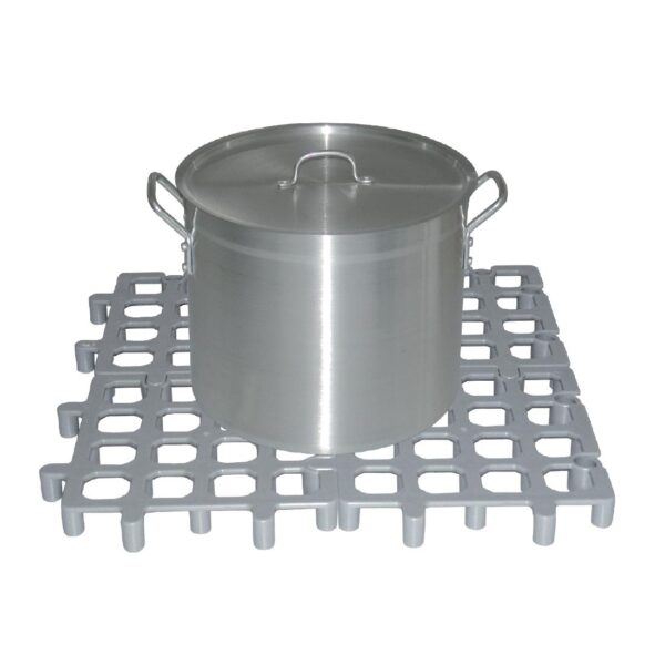 Vogue Dunnage Floor Rack Grey Polypropylene - 335x335mm 13 1/4x13 1/4" (Pack 2) - Image 6
