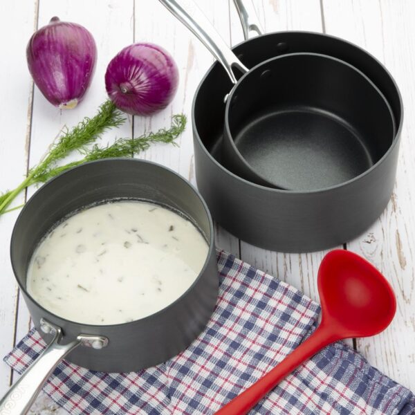 Vogue Annodised Aluminium Non Stick Sauce Pan 200mm - Image 6