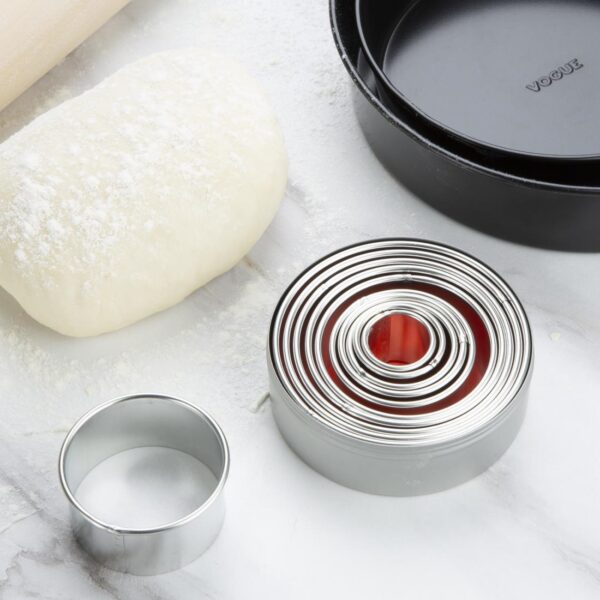 Vogue Round Plain Cutters - 100mm (11 Piece) - Image 6