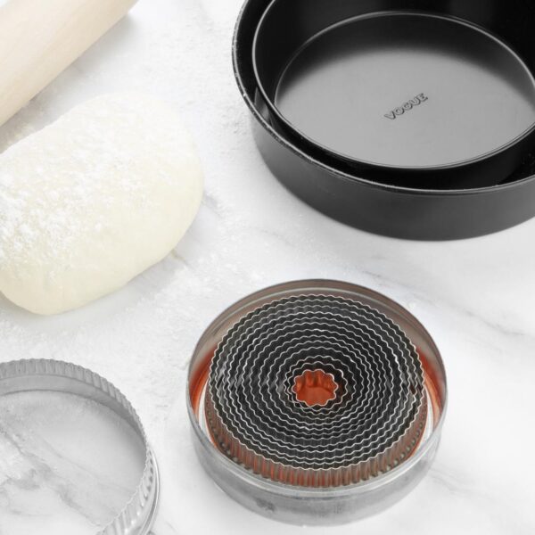 Vogue Round Fluted Cutters - 100mm (11 Piece) - Image 8