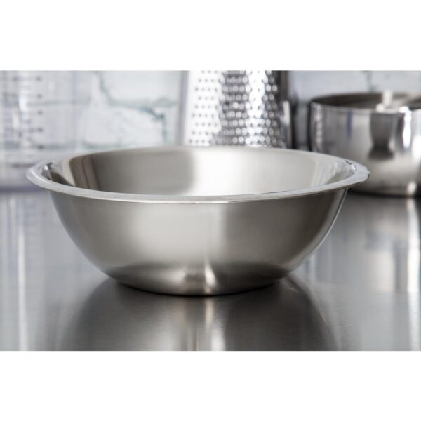 Vogue Mixing Bowl St/St - 2 1/5Ltr 74fl oz - Image 5