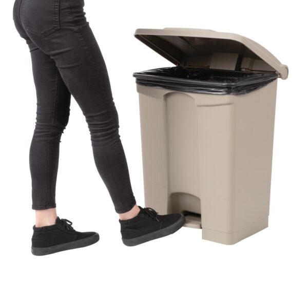 Jantex Step on Bin Beige - 65Ltr - Image 4