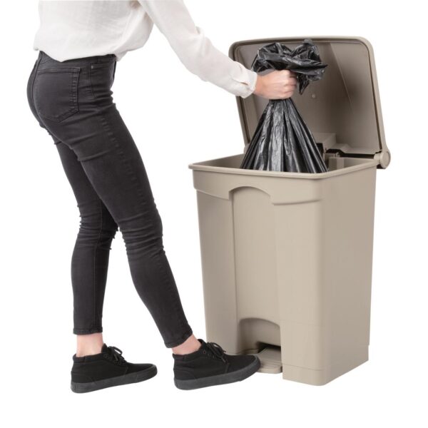 Jantex Step on Bin Beige - 65Ltr - Image 5