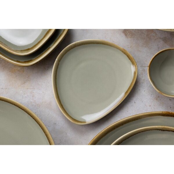 Olympia Kiln Moss Tri Plate - 230mm 9" (Box 6) - Image 9