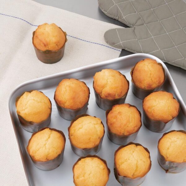 Vogue Bakewell Pan Aluminium - 420x305x40mm 16 1/2x12x1 1/2" - Image 6
