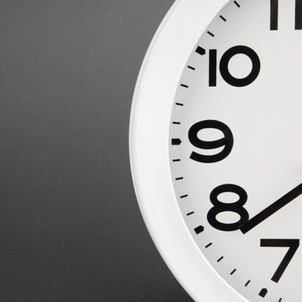 Vogue Kitchen Wall Clock - 250mm 10" - Image 3