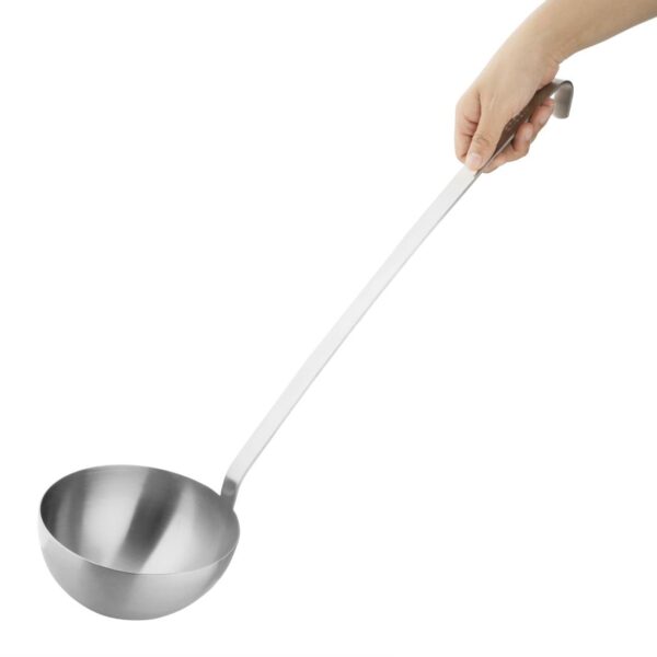 Vogue Heavy Duty Ladle St/St - 140mm 750ml 25 1/3fl oz - Image 3