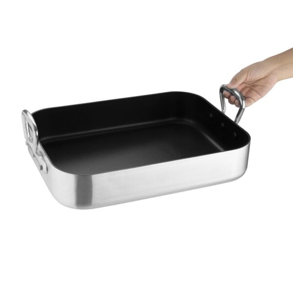 Vogue Roasting Pan Aluminium - 400x300x80mm 15 1/2x11 3/4x3" - Image 3