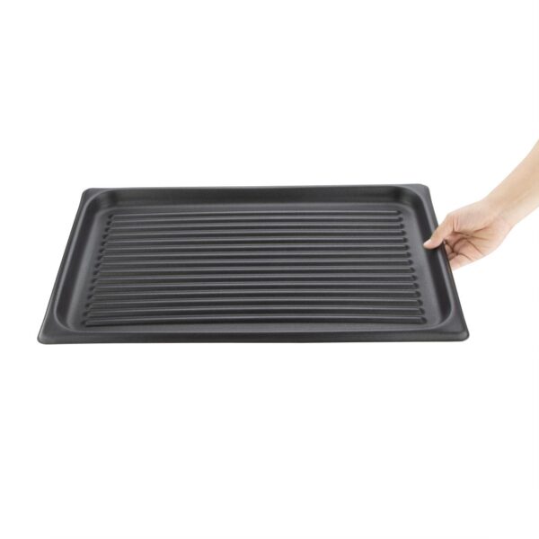Vogue Ridged Baking Sheet Aluminium - 530x325x30mm - Image 3